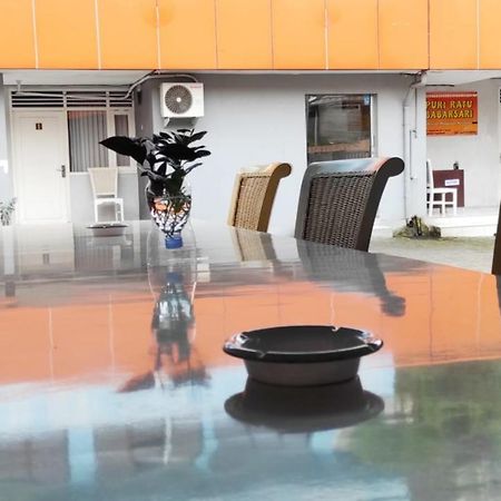 Ratu Guesthouse Sleman  Εξωτερικό φωτογραφία