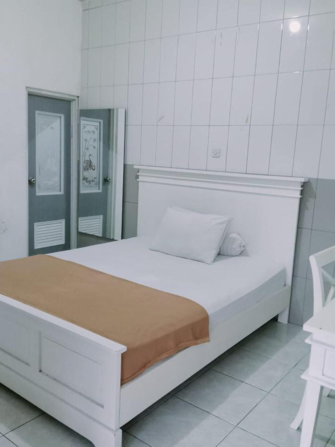 Ratu Guesthouse Sleman  Εξωτερικό φωτογραφία
