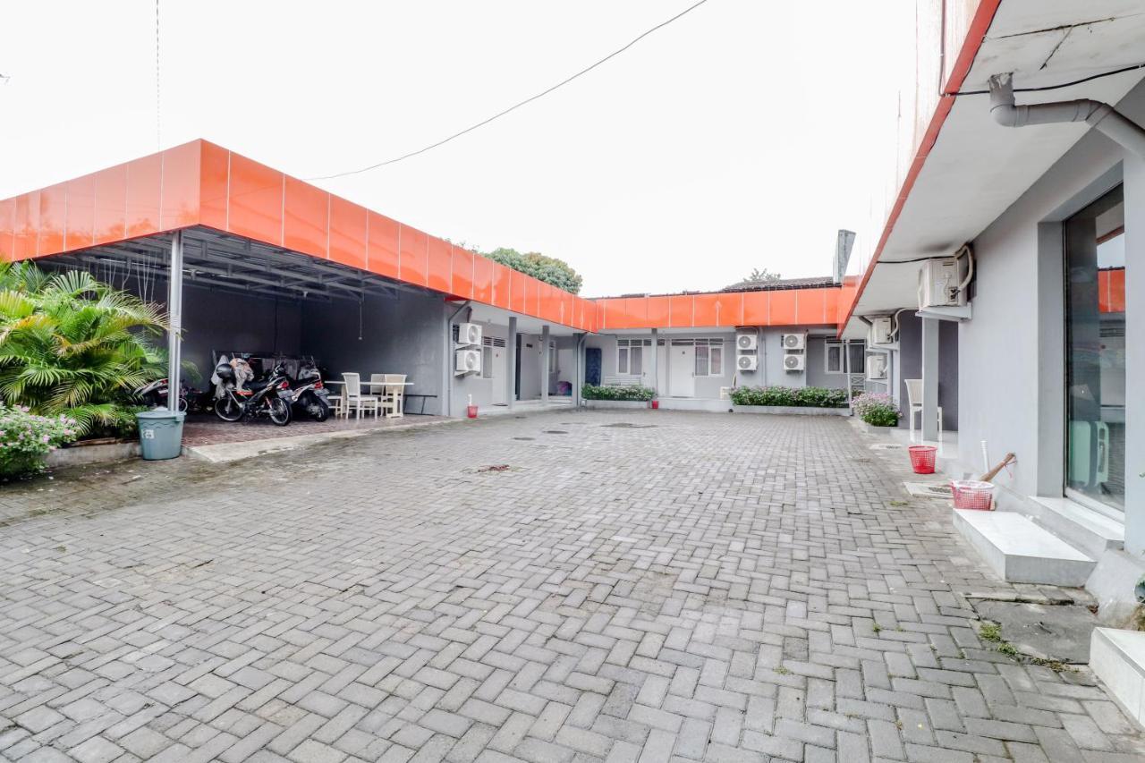 Ratu Guesthouse Sleman  Εξωτερικό φωτογραφία